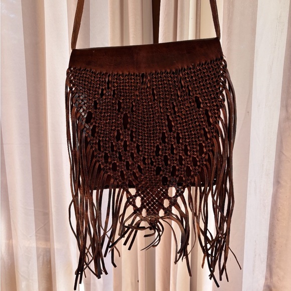 Vintage natural leather braided fringe crossbody bag - Picture 6 of 6